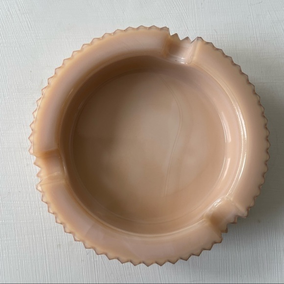 Vintage Pink Slag Glass Ashtray - Picture 7 of 10